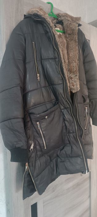 Зимняя дублёнка и пуховик