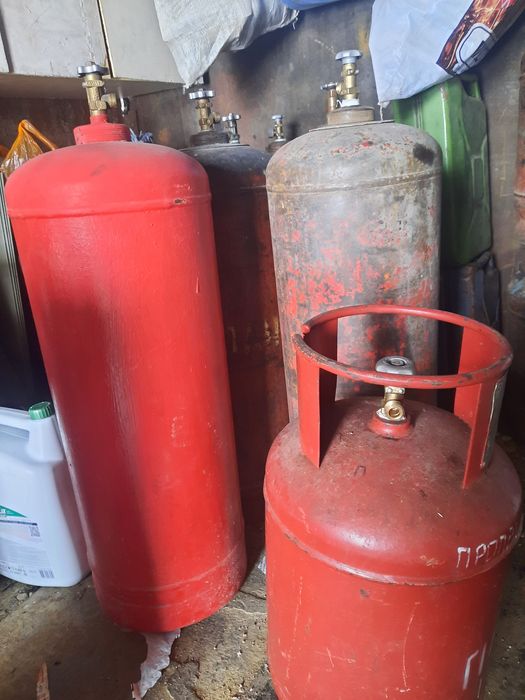 Продам вентильные газовые баллоны