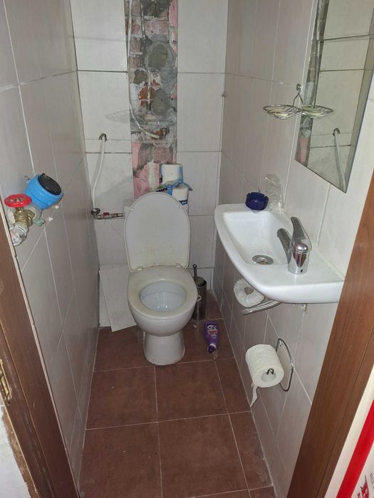 Продава се Тристаен апартамент в Радомир - 95 кв.м за 242 €/кв.м - Снимка #9