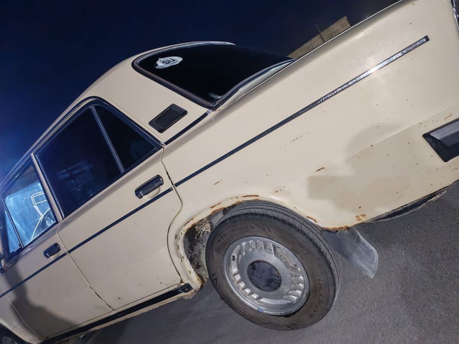 Продам ваз 21061