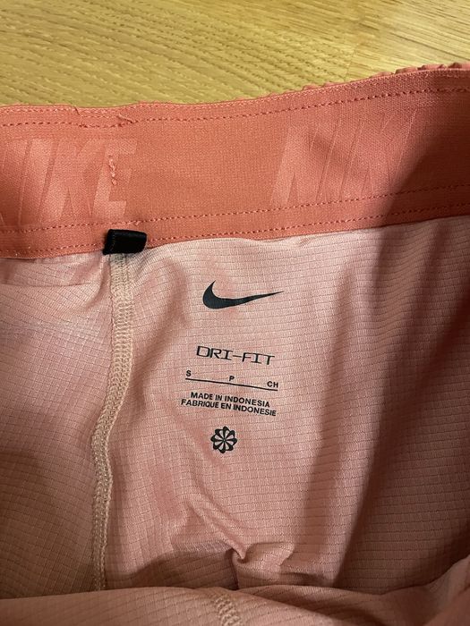 Оригинални спортни къси гащи Nike с подплата(клин)