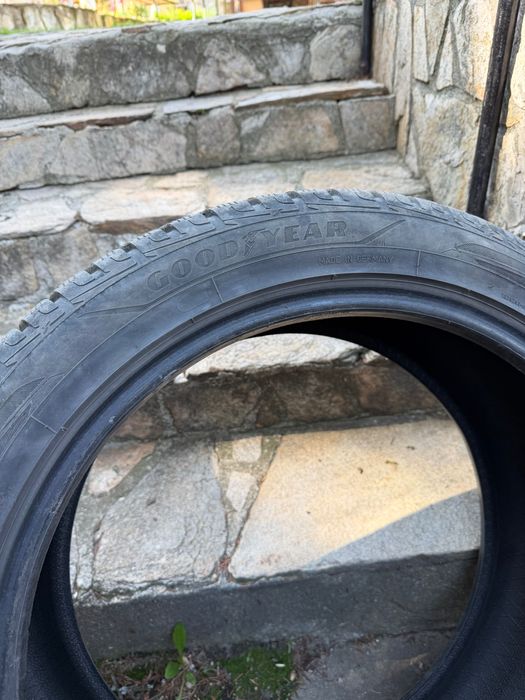 Зимни гуми - Goodyear 255/45/20