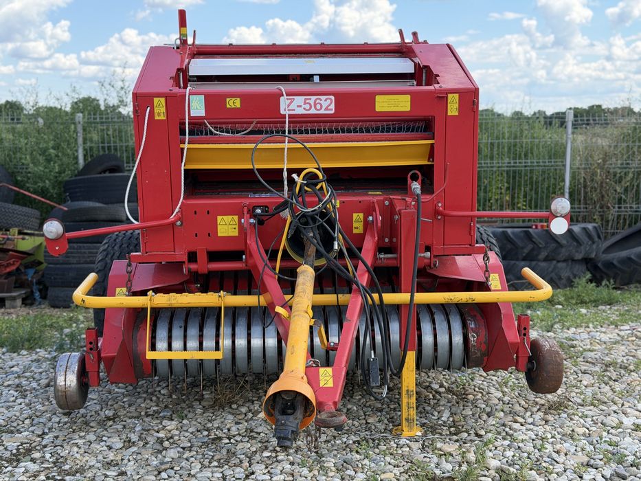 Presa Metal-Fach Plasa+Ata+Masa de 1,8 m Ca Noua An 2008 Sistem Welger Balot 120x120 Claas Krone