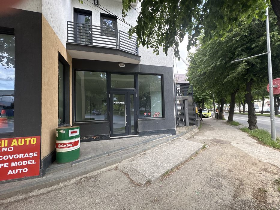 Spatiu comercial 60 Mp la soseaua principala Pascani