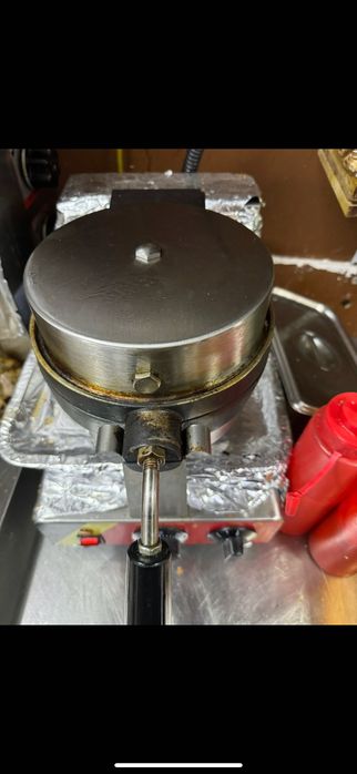 Уфо Бургер тостер