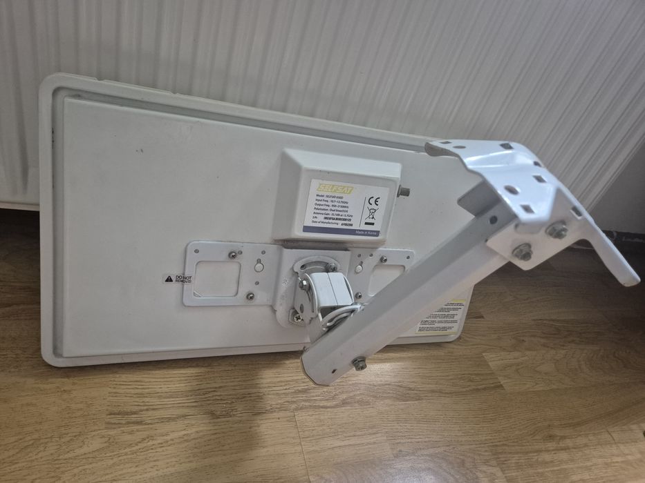 Antena satelit plată SELFSAT H30D