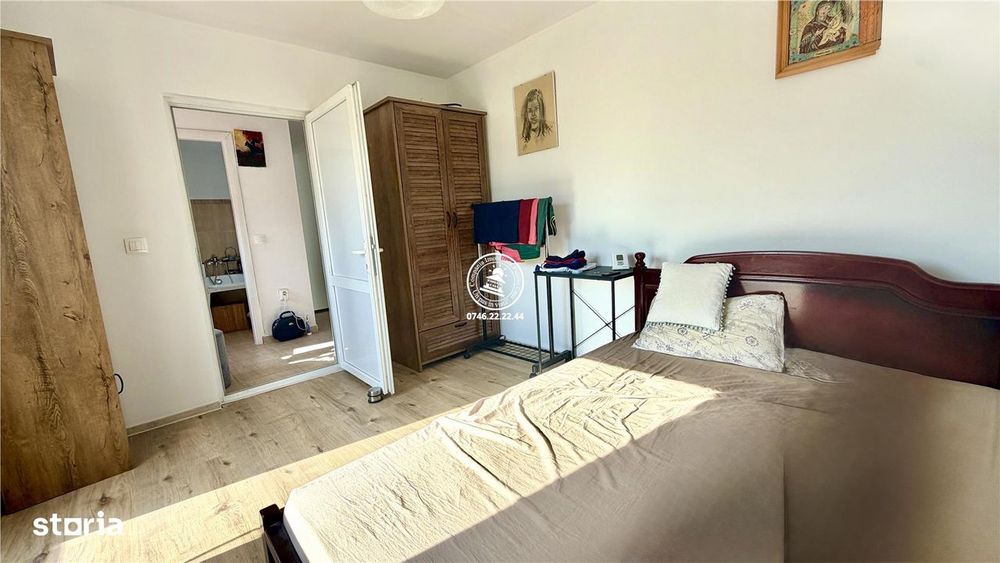Vilă tip Duplex în Popricani • 5 Camere • Teren 460 mp