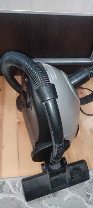 Пылесос рабочий SUPER STAR 2000W