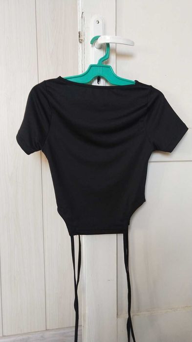 Продавам къса тениска