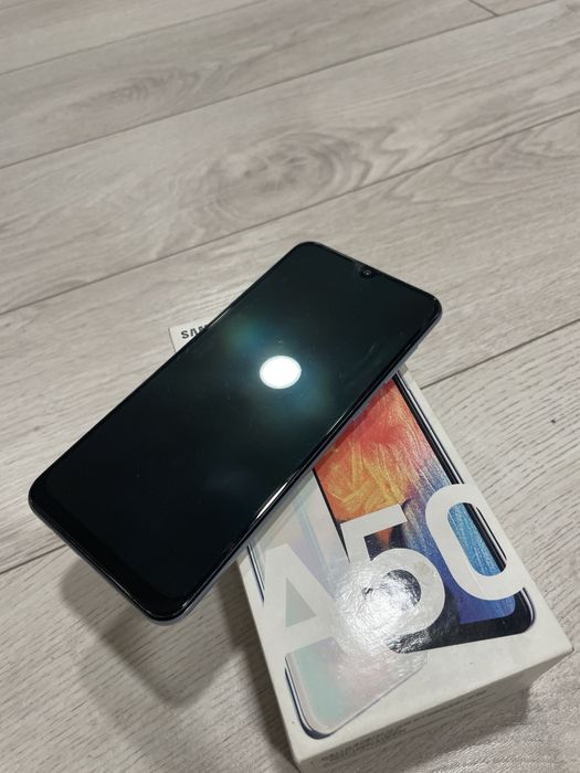 Продам Самсунг А50