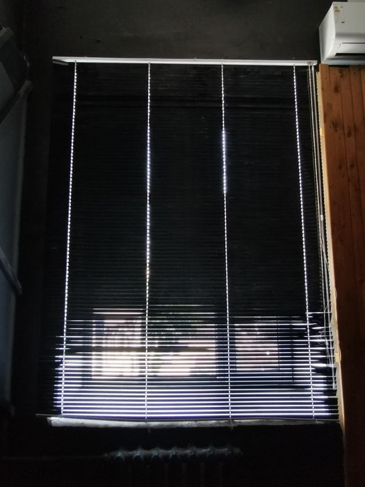 Продам жалюзи 1,5на2 м