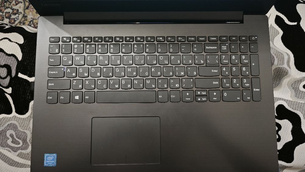 Ноутбук lenovo  продам
