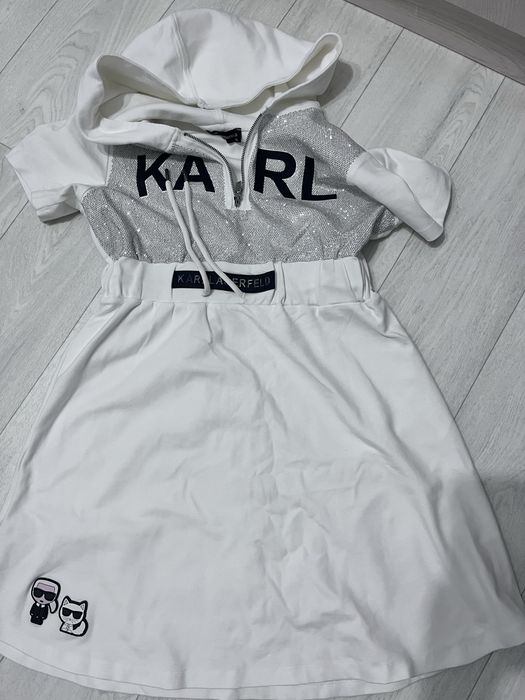 Одежда на девушек