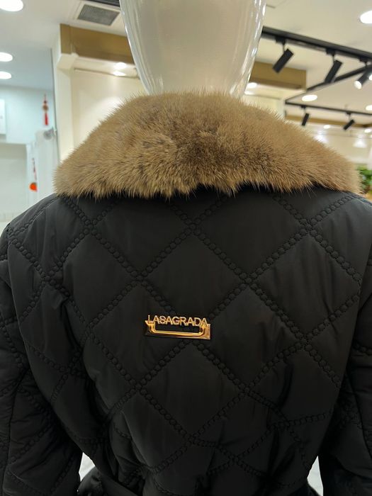 Женская зимняя куртка