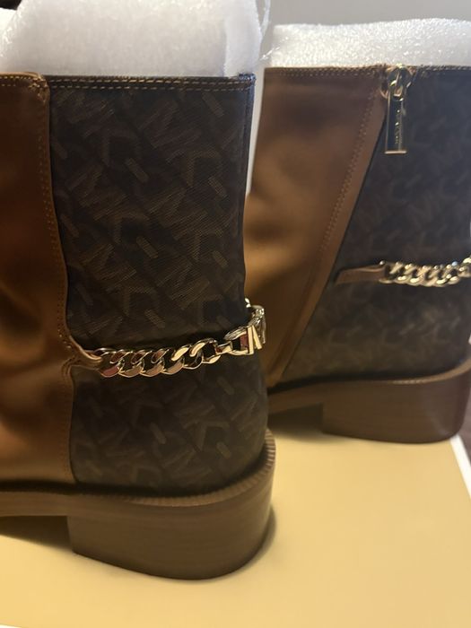 Боти Michael Kors