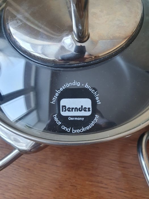 Продам Набор кастрюль