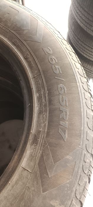 Продам комплект шин R17 265/65
