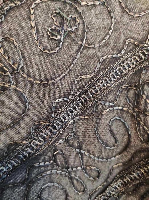 Стилна рокля с големи размери (Индия)