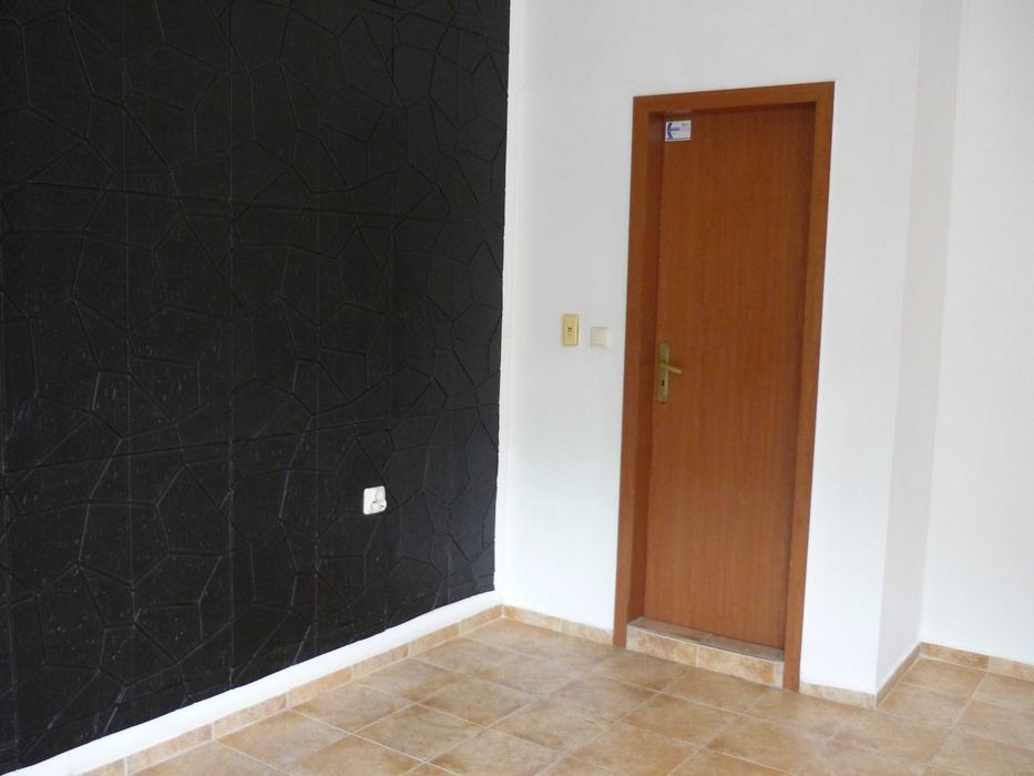 Магазин под наем Лозенец