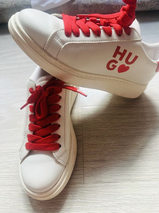 Sneakers fete Hugo 34