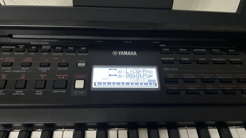 Yamaha PSR EW-320