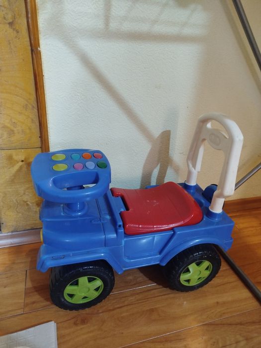 Продам  толокар синего цвета