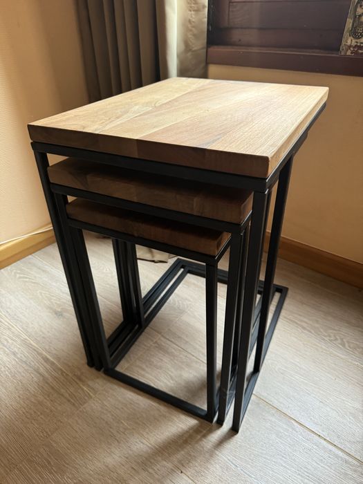 Помощна масичка от масив орех/дъб/бук/чам