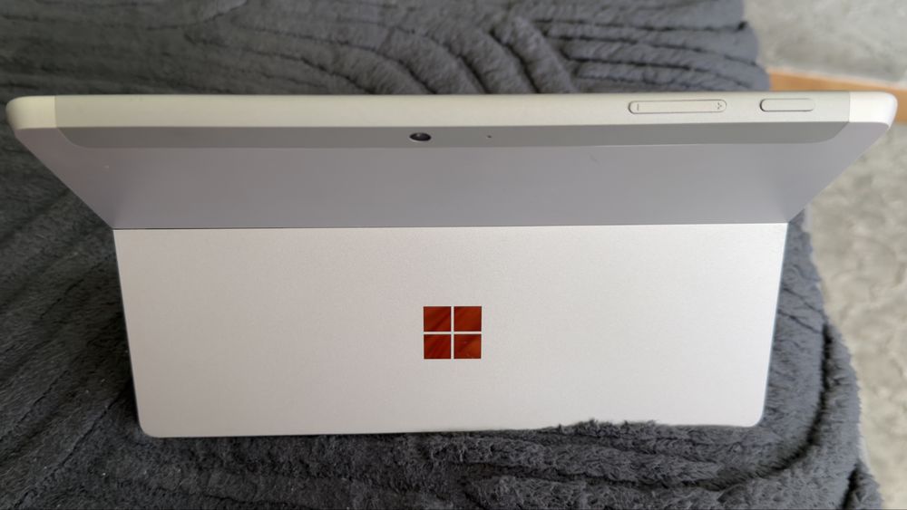 Tableta Microsoft  Surface  Go 2