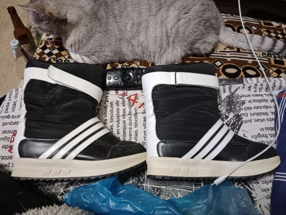 Продам  дутыши новые