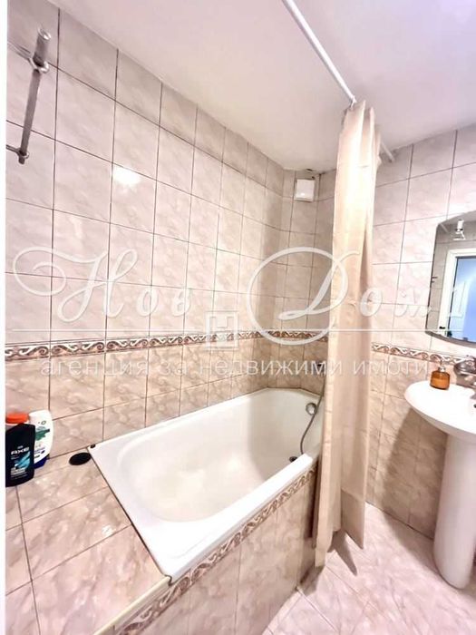 Продава се Тристаен апартамент в Варна, Колхозен пазар - 120 кв.м за 1465 €/кв.м - Снимка #12