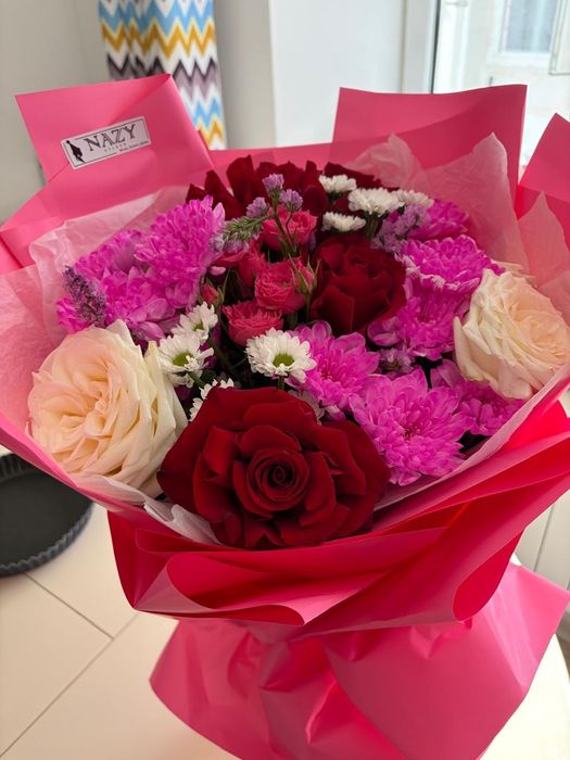 Букеты цветов разные