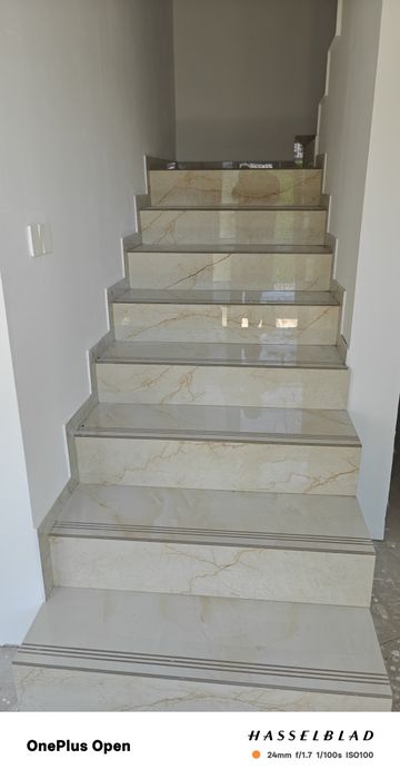 CASA la pret de apartament