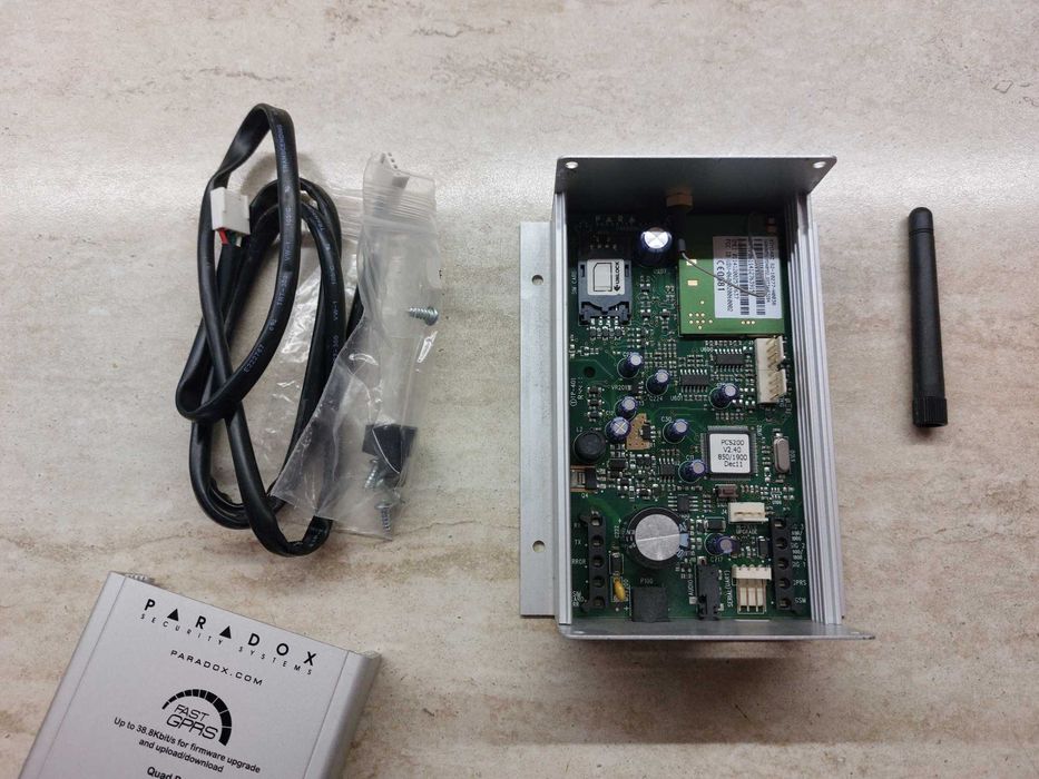PARADOX PCS200 GSM/GPRS комуникационен модул