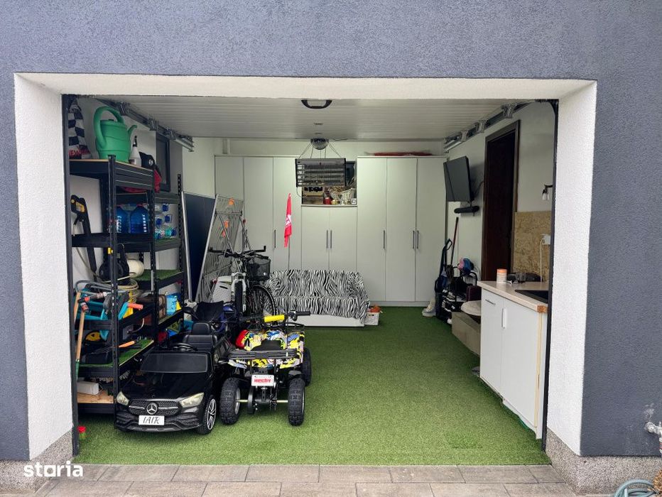 Casa moderna, complet mobilata, cu panouri solare, jacuzzi,aproape de