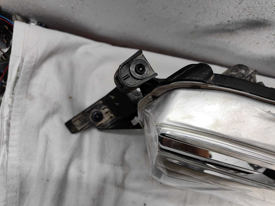 Оригинален фар Тойота Toyota Hilux