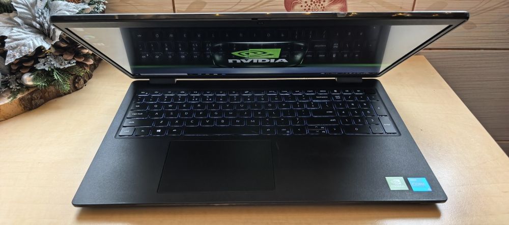 Laptop Dell Latitude 3520_i5 1135G7_16GB DDR4_NVidia 2GB MX350_512 SSD