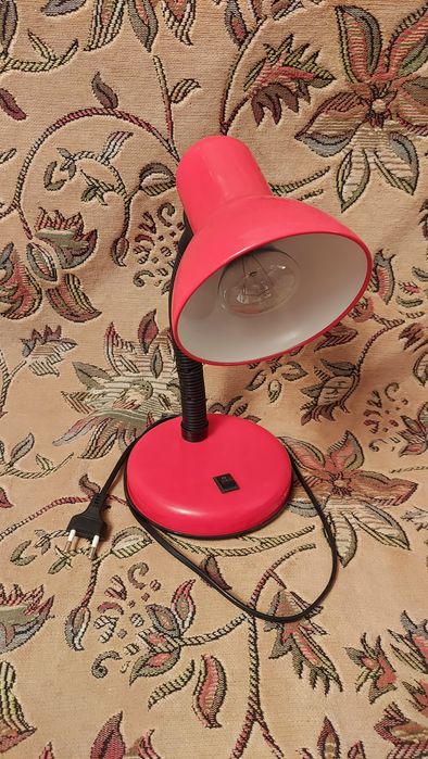 Настольная лампа рабочия