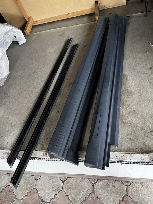 Пластиковые пороги на Range Rover Vogue 3