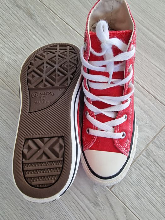 Converse inalt, 33