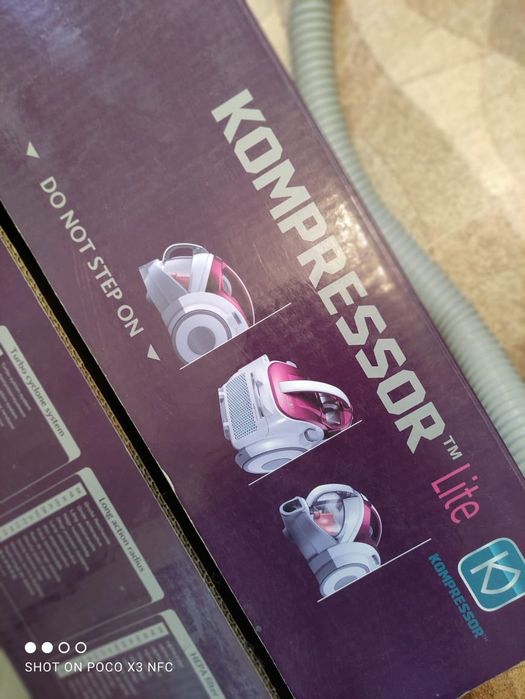 Пылесос с контейнером в безупречном состоянии