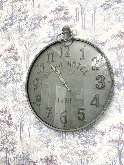 Часы настенные большие