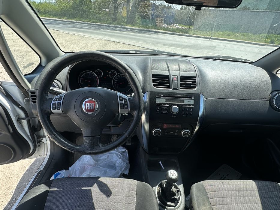 Управлени климатроник за Фиат Седичи и Сузуки SX4