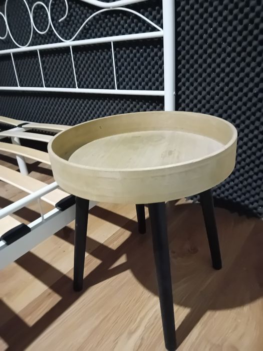 Pat Dublu Alb Metalic Plus Saltea 160x200 - Noptieră Cadou