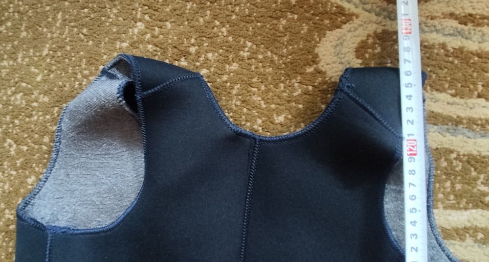 Неупренов костюм