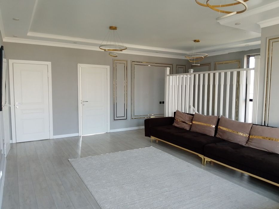 Продам дом  2х этажный