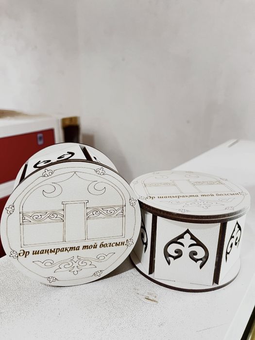 Тойбастар шкатулка круг