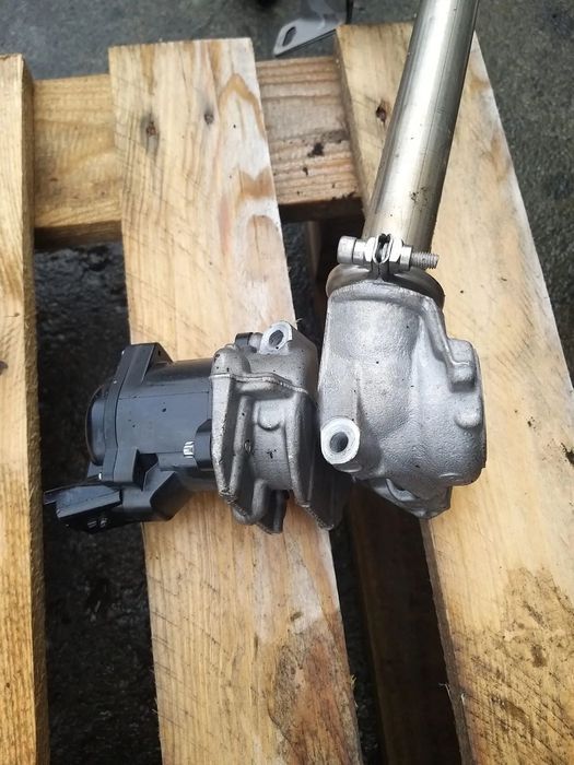 EGR cod: 9672880080 pentru peugeot 207 1.6HDI