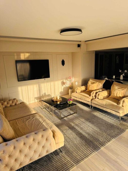 Penthouse Ultracentral Palas Mall 130 MP