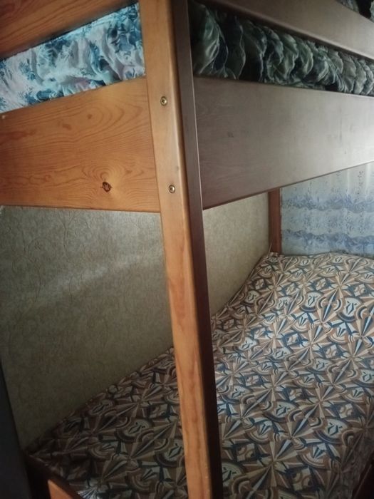 Продам двухъярусную кровать