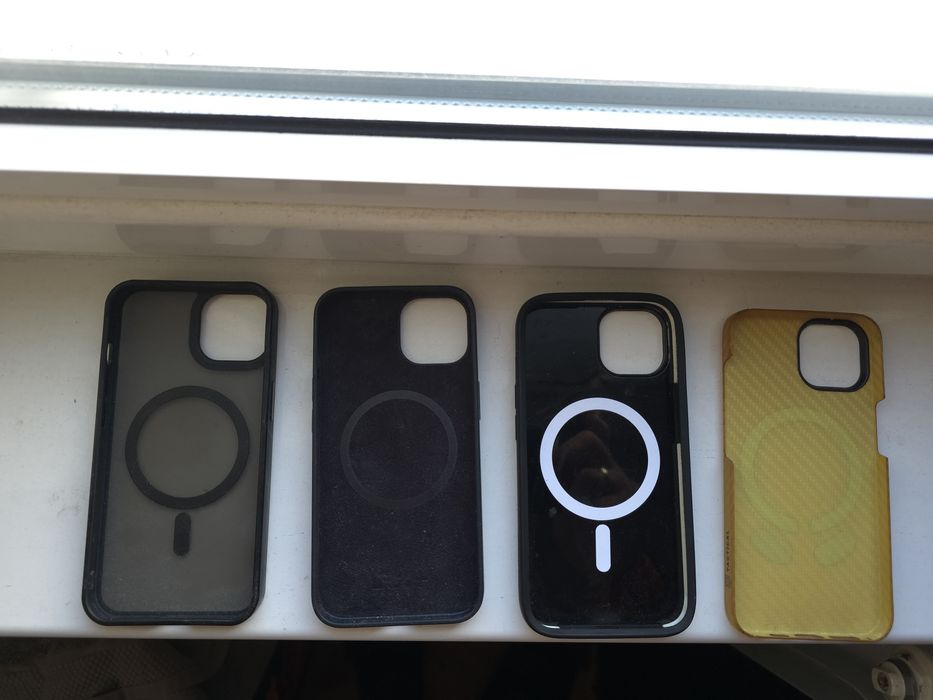 Калъфи за iphone 14